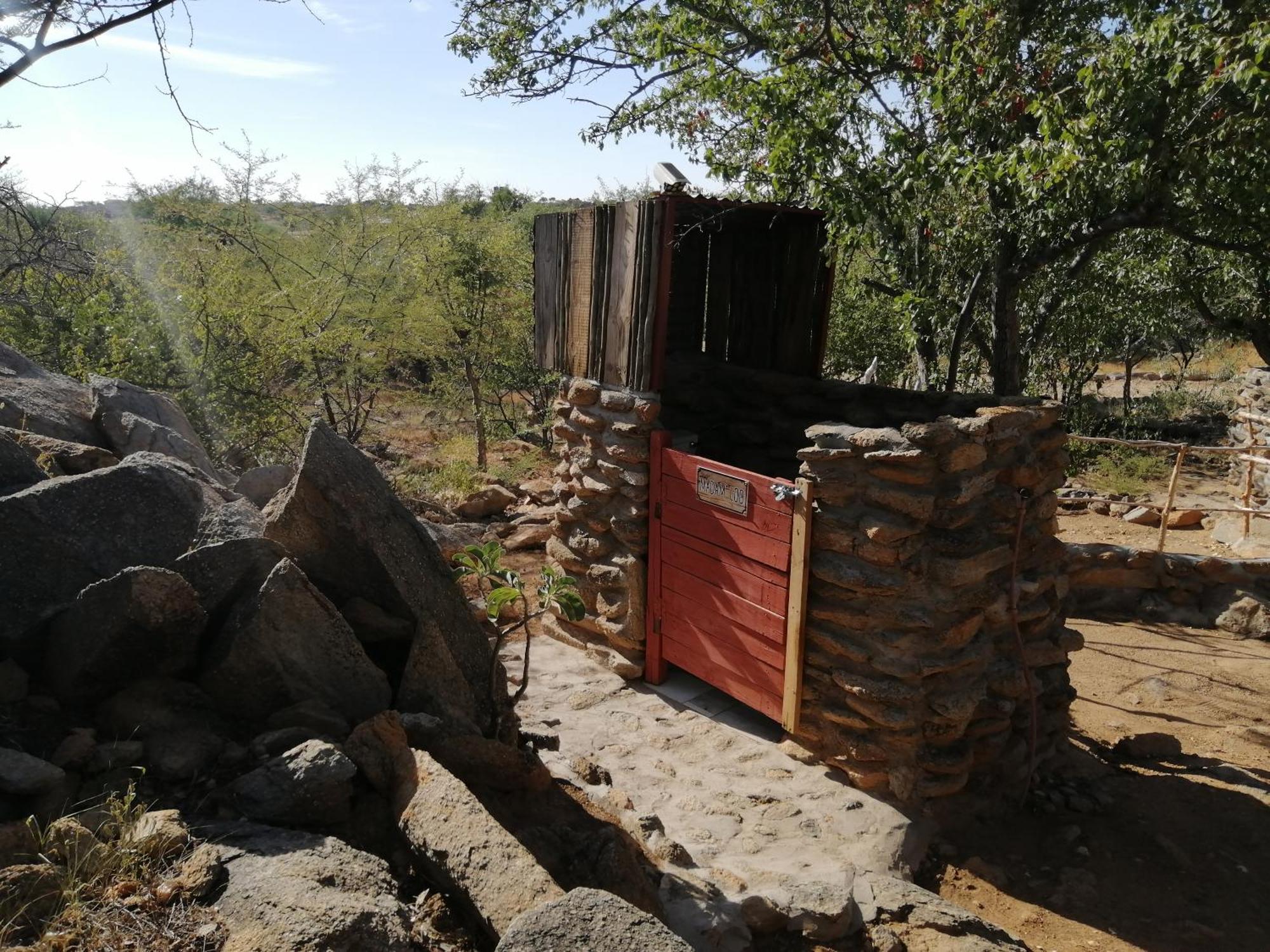 Ann'S Lodge & Camping Kamanjab Exterior foto